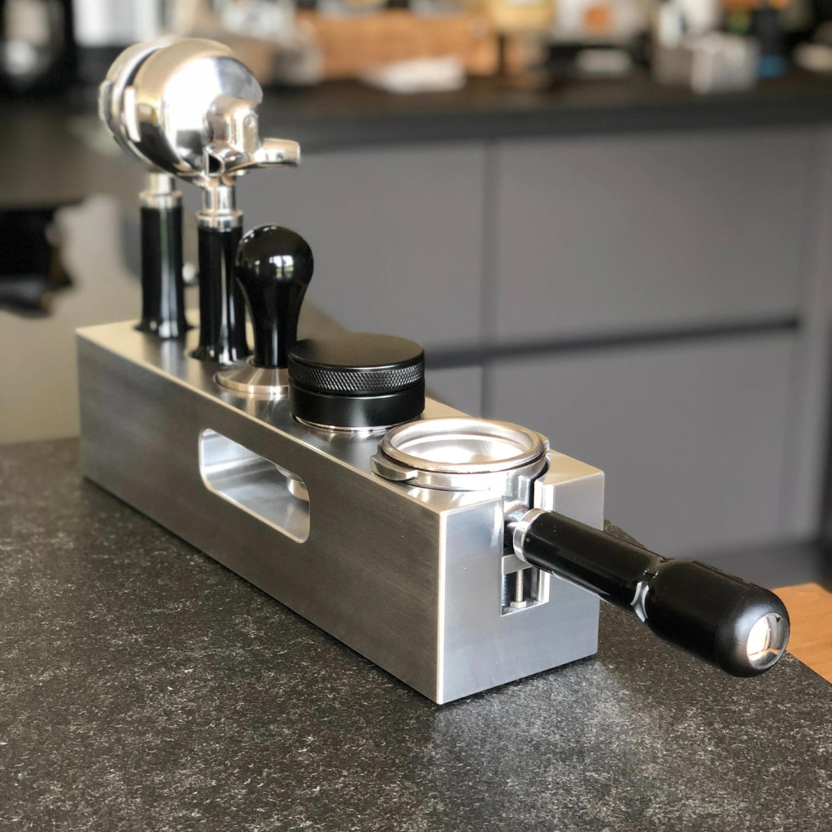 Tamper Station "XL"